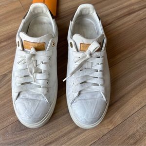 Louis Vuitton time out sneakers size 39